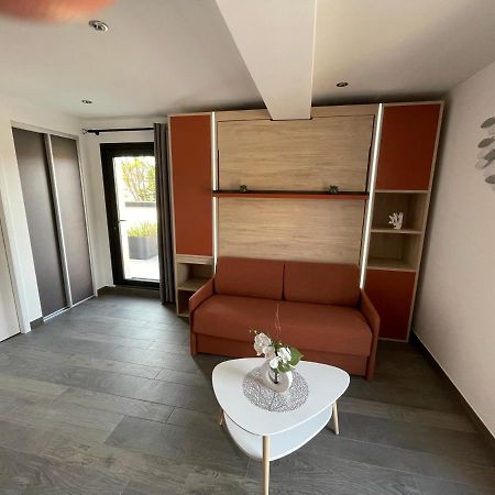 Au Charme Des Marees Appartement Lion-sur-Mer Buitenkant foto