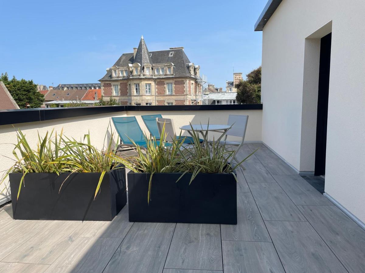 Au Charme Des Marees Appartement Lion-sur-Mer Buitenkant foto