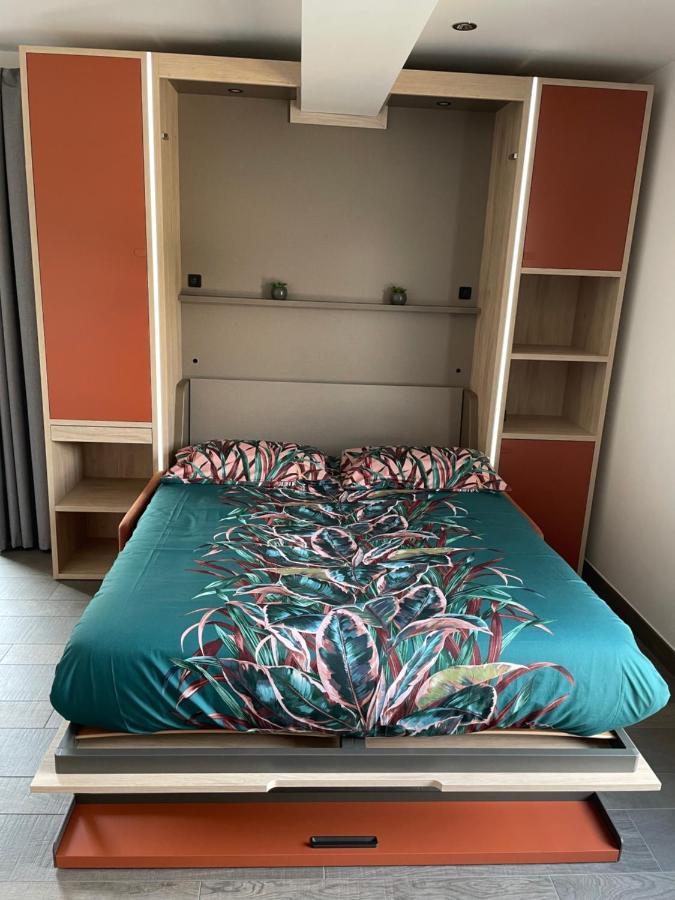 Au Charme Des Marees Appartement Lion-sur-Mer Buitenkant foto