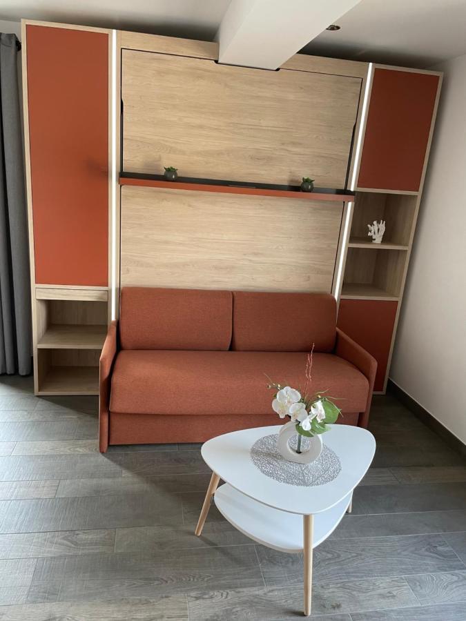Au Charme Des Marees Appartement Lion-sur-Mer Buitenkant foto